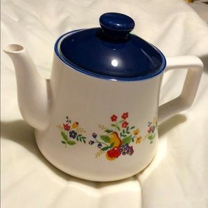 Vintage tea pot